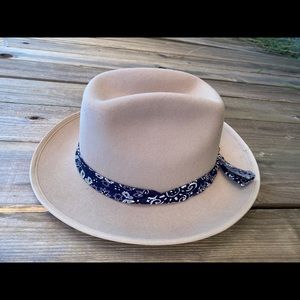 Wyeth Open road  hat
adjustable 
New Never Worn